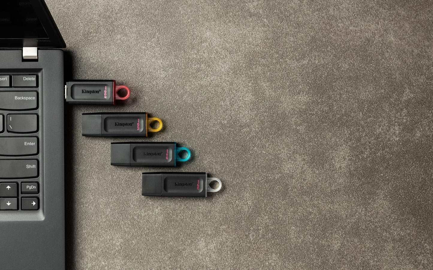 Kingston DataTraveler Exodia DTX/64GB Flash Drive USB 3.2 Gen 1 - met beschermkap en sleutelring in verschillende kleuren - NLMAX